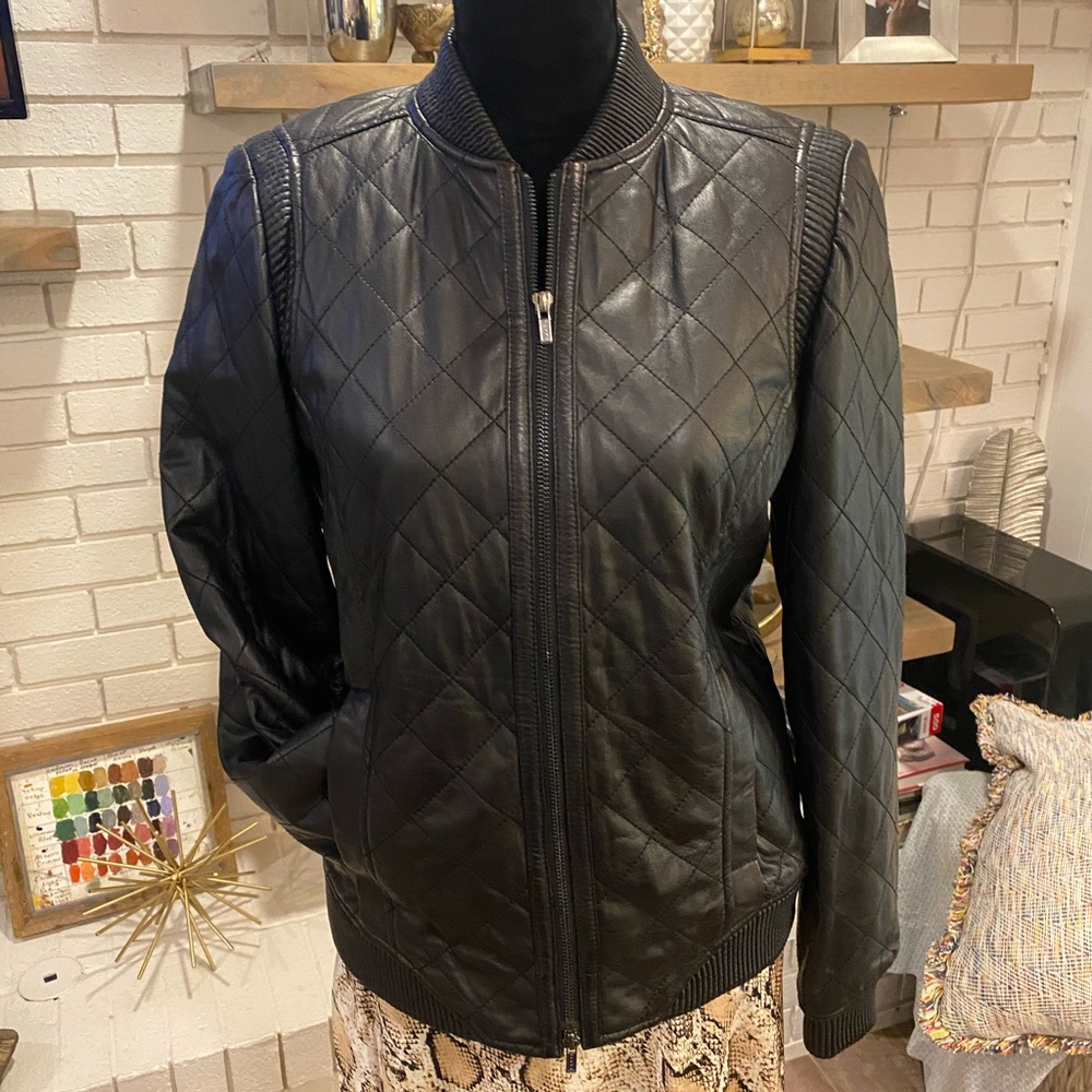 Truth & Pride Quilted Leather Bomber, like new, Md - Picture 15 of 15
